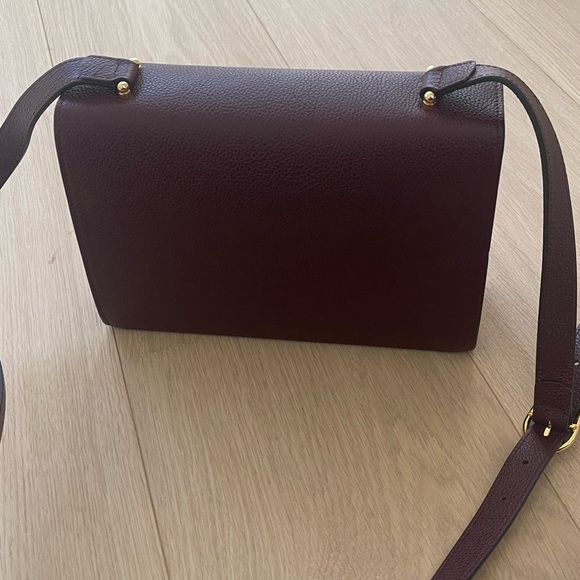 Gucci crossbody. New condition. - Picture 2 of 6